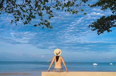 太阳能英雄登场《守望先锋2》新英雄伊拉里预告